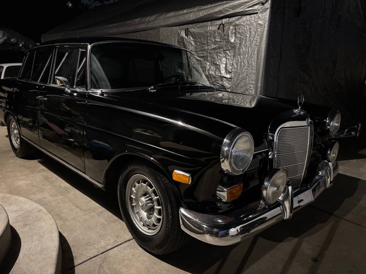 Mercedes-benz-1968-1