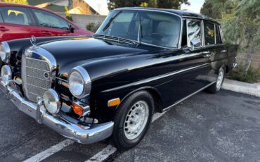 Mercedes-benz-1968-5