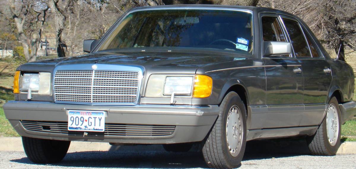 Mercedes-benz-1989-grey-1