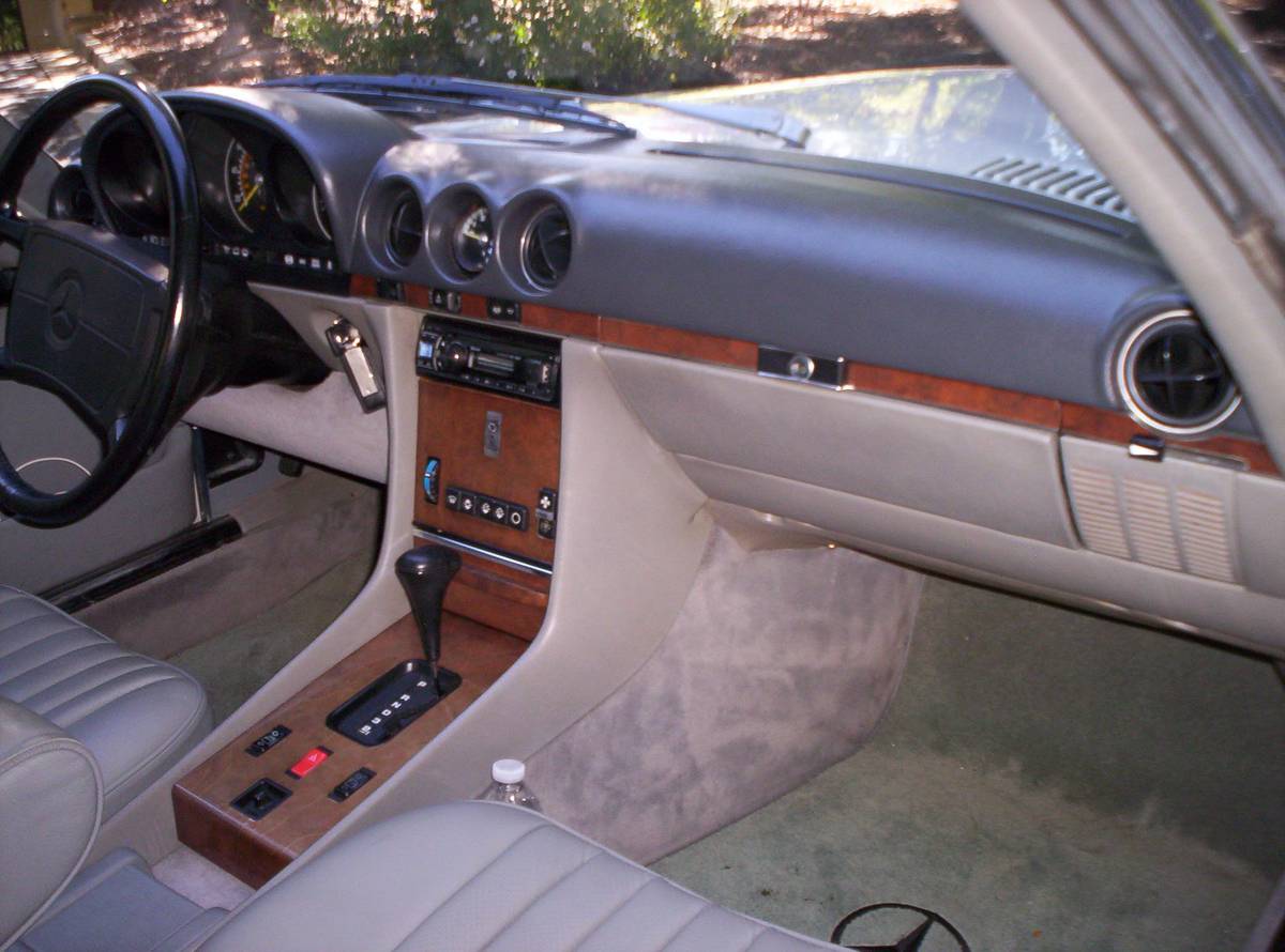 Mercedes-benz-1989-white-1