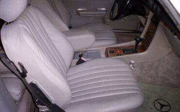 Mercedes-benz-1989-white-11