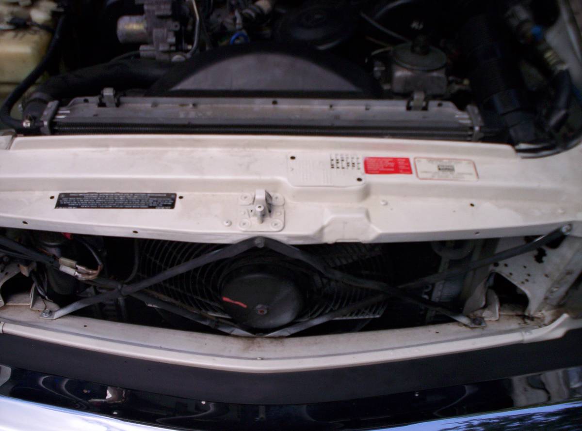 Mercedes-benz-1989-white-12