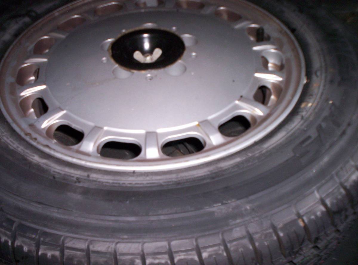 Mercedes-benz-1989-white-13