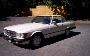Mercedes-benz-1989-white-18