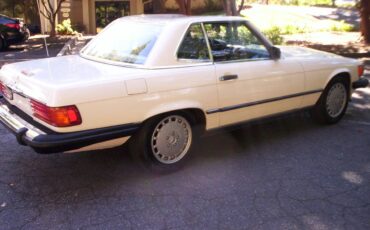 Mercedes-benz-1989-white-19