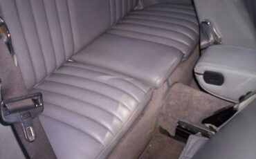 Mercedes-benz-1989-white