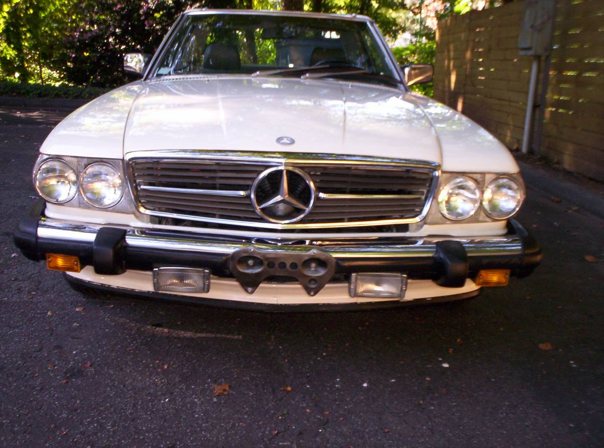 Mercedes-benz-1989-white-9