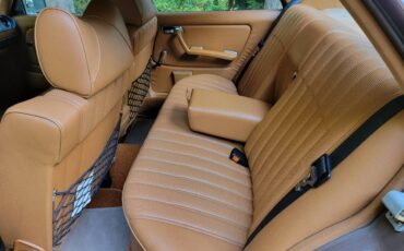 Mercedes-benz-240d-diesel-1977-brown-3