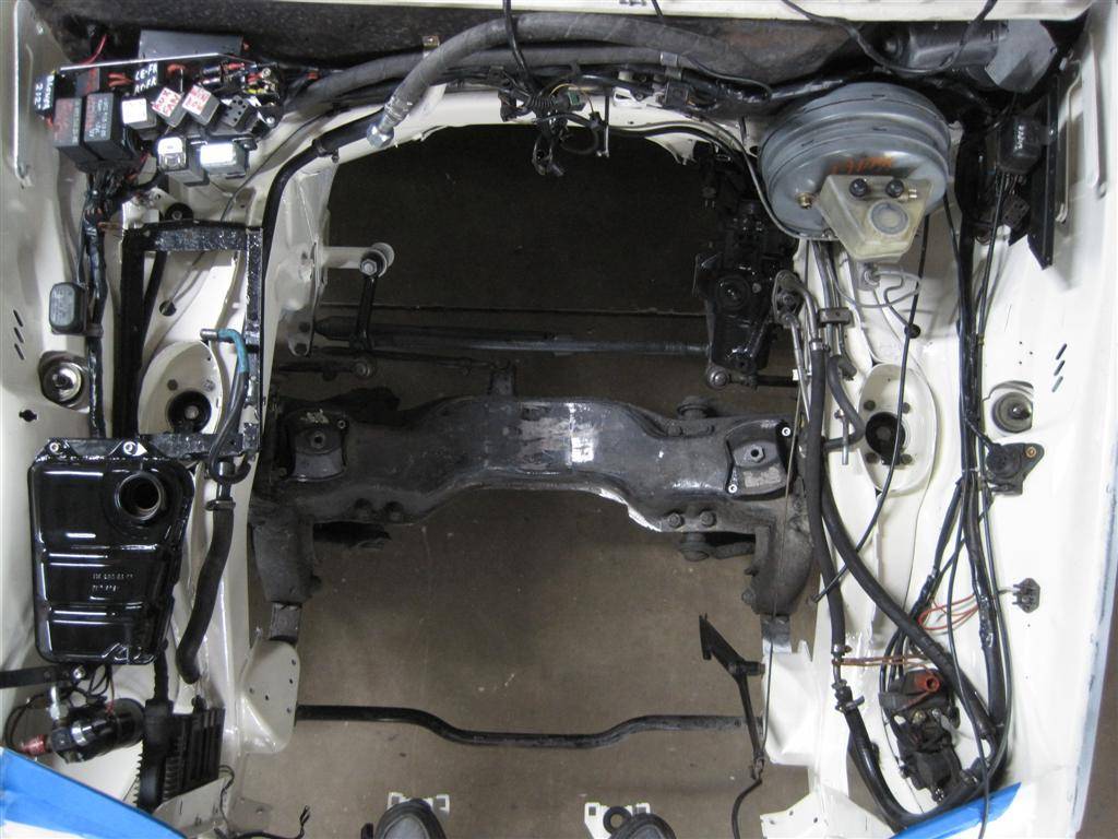 Mercedes-benz-250s-sedan-3.0-1967-white-13