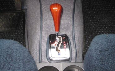 Mercedes-benz-250s-sedan-3.0-1967-white-16