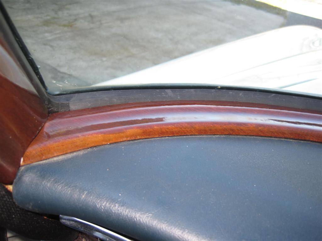 Mercedes-benz-250s-sedan-3.0-1967-white-7