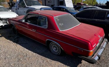 Mercedes-benz-280-1973-red-1