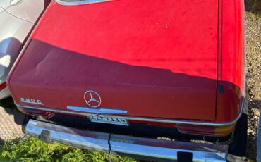 Mercedes-benz-280-1973-red-8