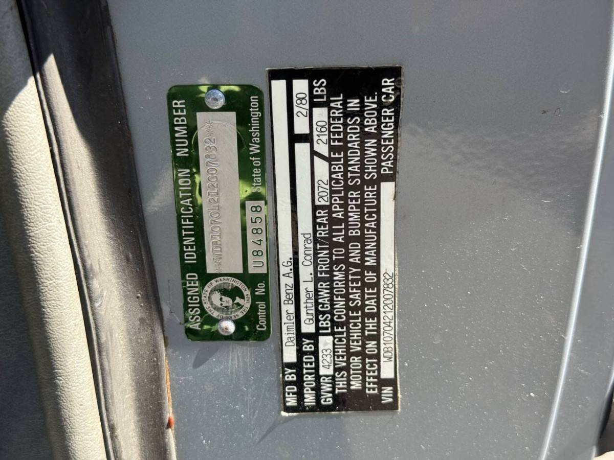 Mercedes-benz-280-class-1980-silver-11