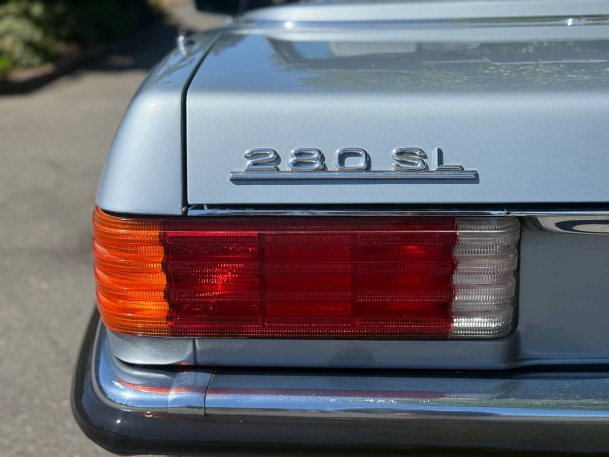 Mercedes-benz-280-class-1980-silver-61
