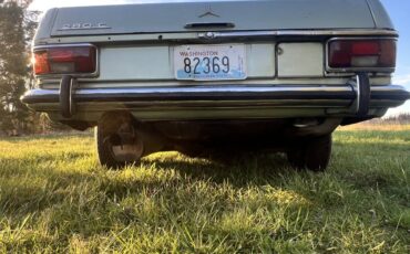 Mercedes-benz-280c-1973-green-12