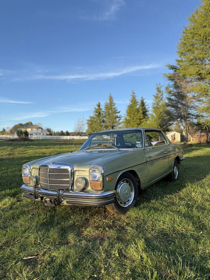 Mercedes-benz-280c-1973-green-17