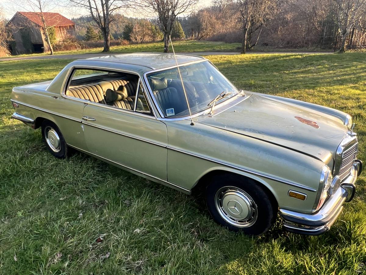 Mercedes-benz-280c-1973-green-18