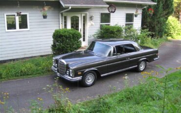 Mercedes-benz-280se-coupe-1969-black-1