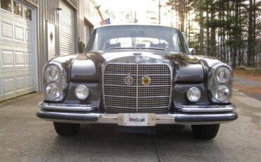 Mercedes-benz-280se-coupe-1969-black-2