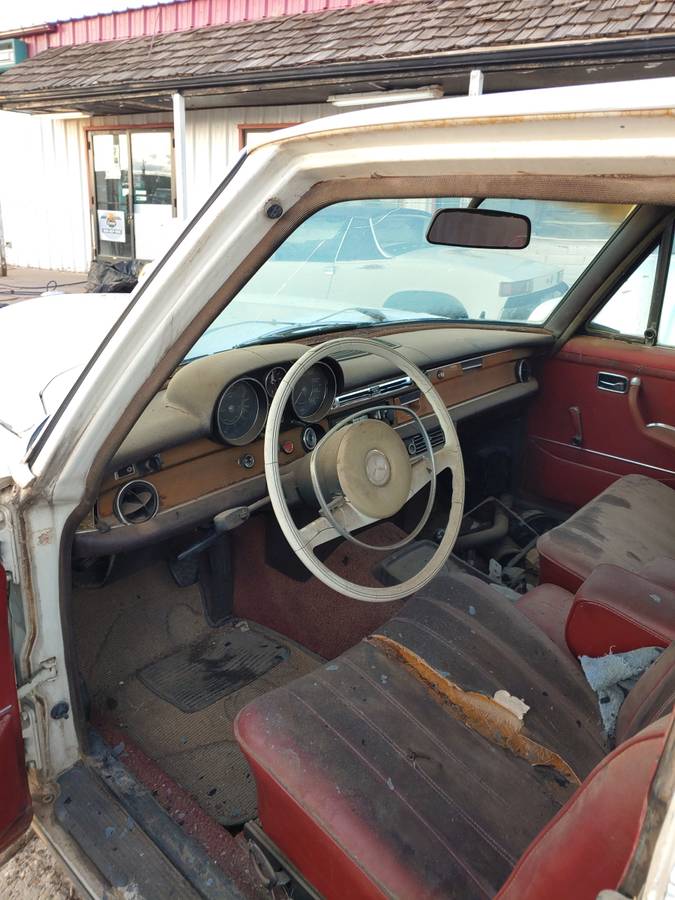 Mercedes-benz-280se280s-1970-white-9