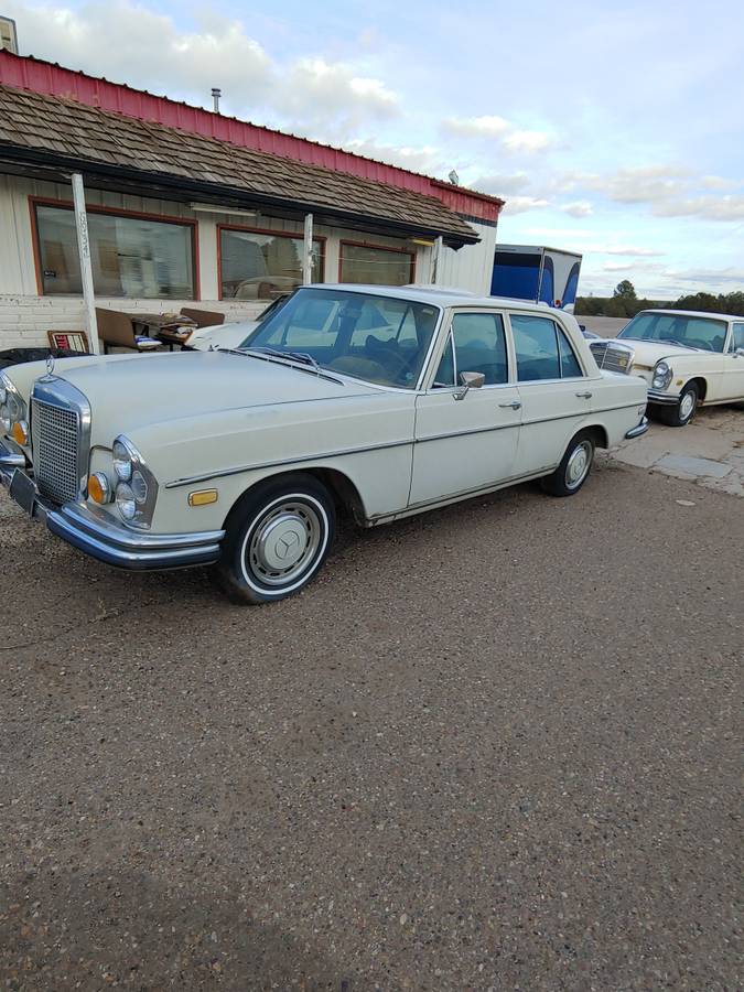 Mercedes-benz-280se280s-1970-white