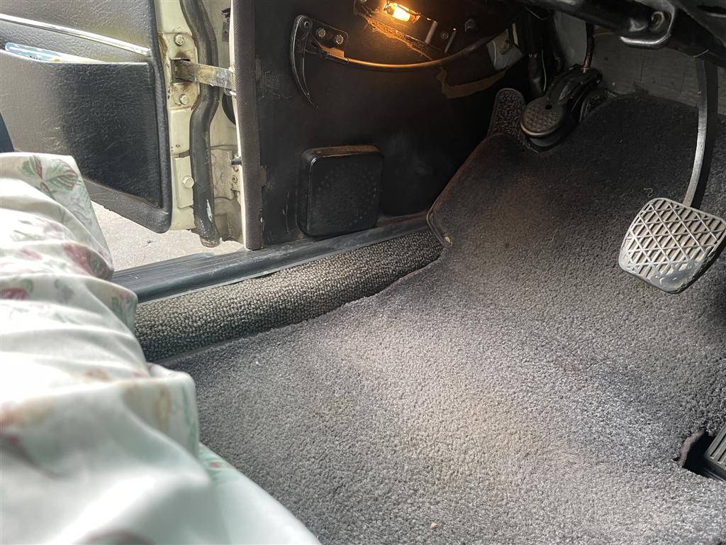 Mercedes-benz-280sel-4.5-1972-white-13