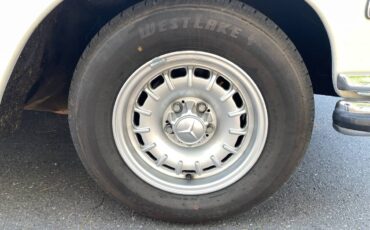 Mercedes-benz-280sel-4.5-1972-white-18