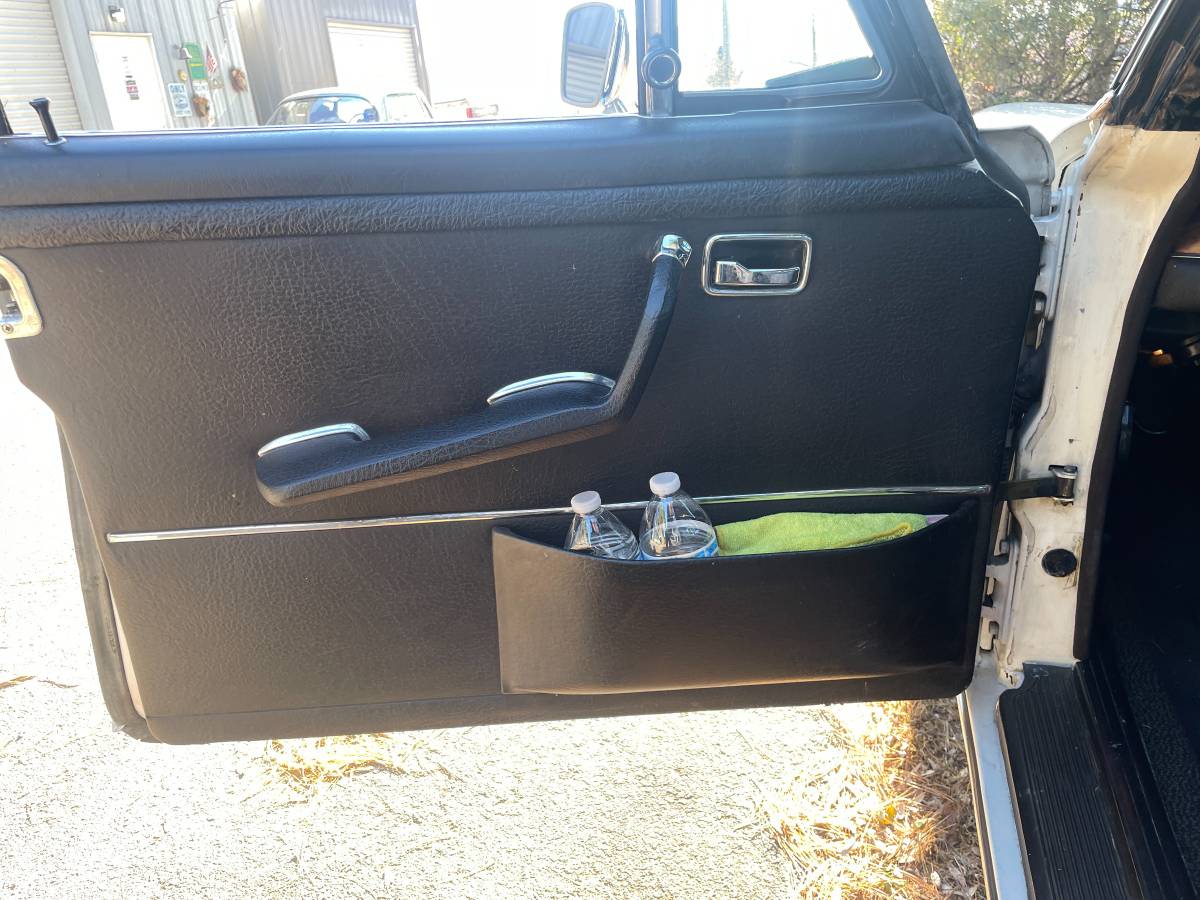 Mercedes-benz-280sel-4.5-1972-white-2