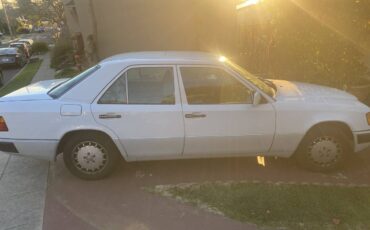 Mercedes-benz-300-1993-white-2