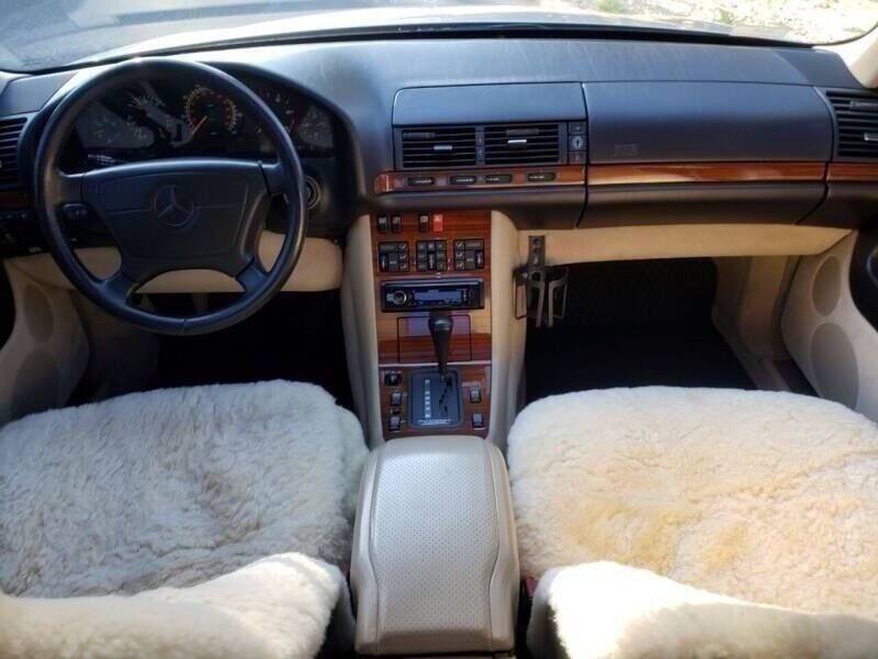 Mercedes-benz-300-class-diesel-1993-1