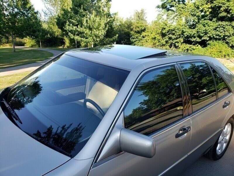 Mercedes-benz-300-class-diesel-1993-10