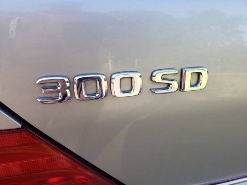 Mercedes-benz-300-class-diesel-1993-20