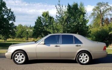 Mercedes-benz-300-class-diesel-1993-9