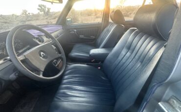 Mercedes-benz-300-diesel-1984-silver-2