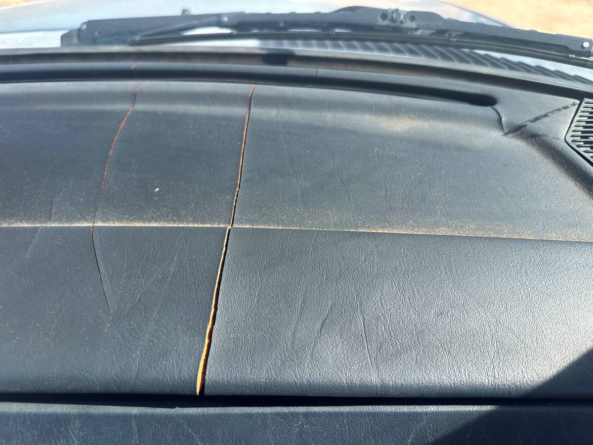 Mercedes-benz-300-diesel-1984-silver-5