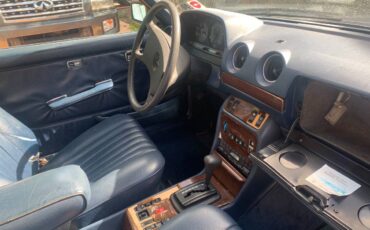 Mercedes-benz-300-diesel-1985-silver-12