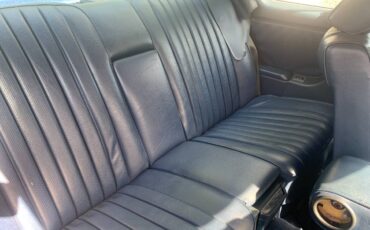 Mercedes-benz-300-diesel-1985-silver-6