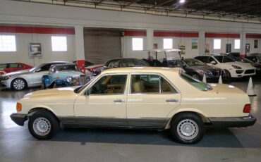 Mercedes-benz-300-sd-diesel-1981-1