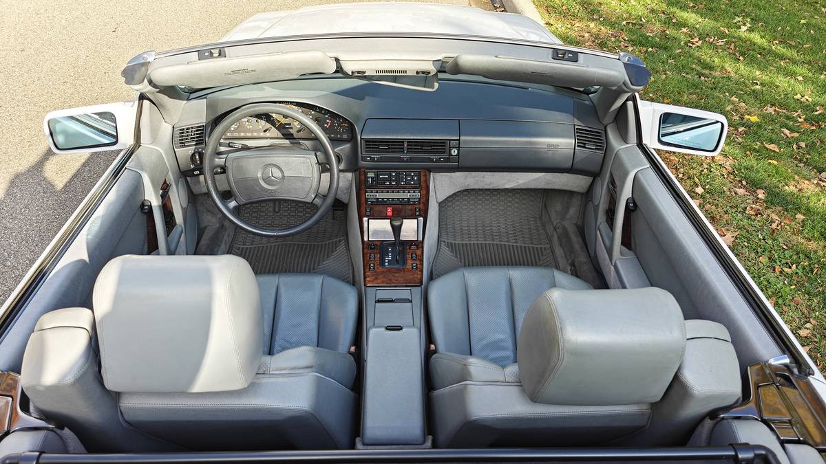 Mercedes-benz-300-sl-1991-white-10