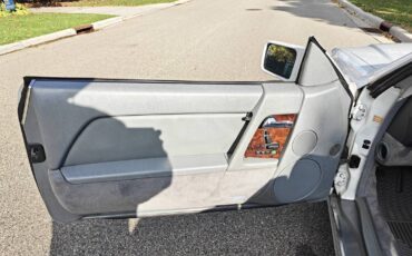 Mercedes-benz-300-sl-1991-white-12