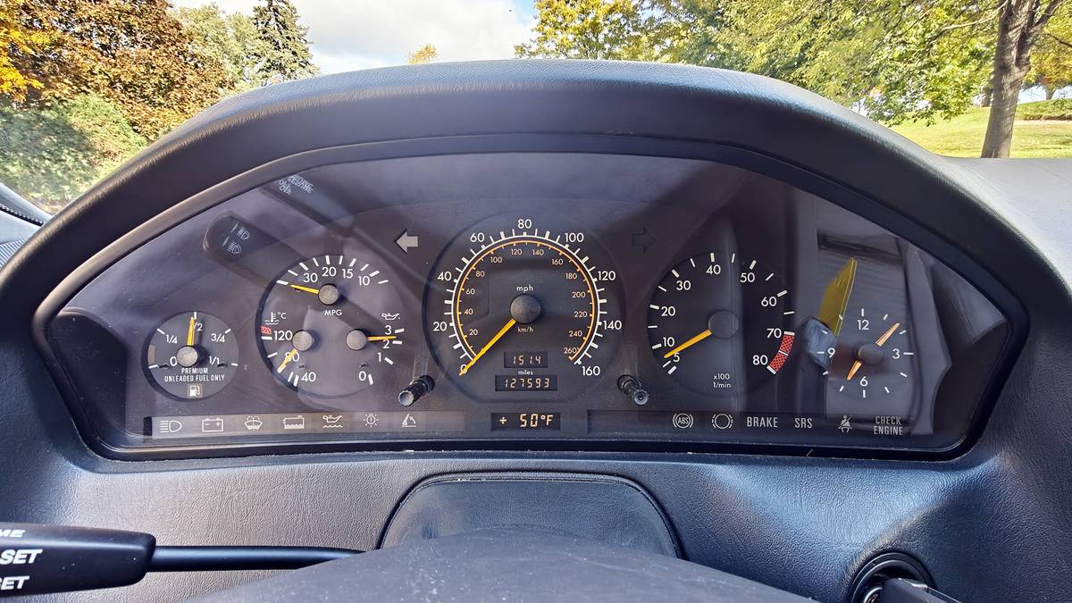 Mercedes-benz-300-sl-1991-white-17