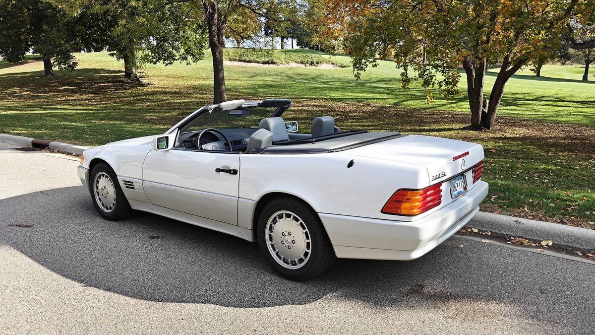 Mercedes-benz-300-sl-1991-white-2