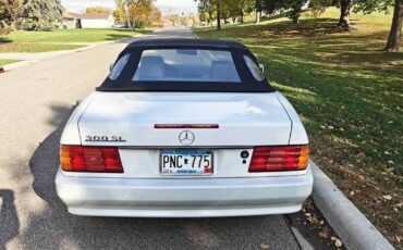 Mercedes-benz-300-sl-1991-white-21