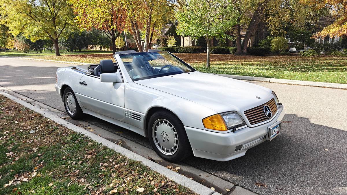 Mercedes-benz-300-sl-1991-white-6