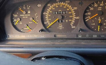 Mercedes-benz-300-te-1990-silver-3