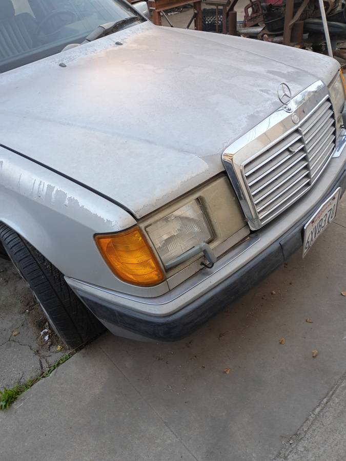 Mercedes-benz-300-te-1990-silver-6