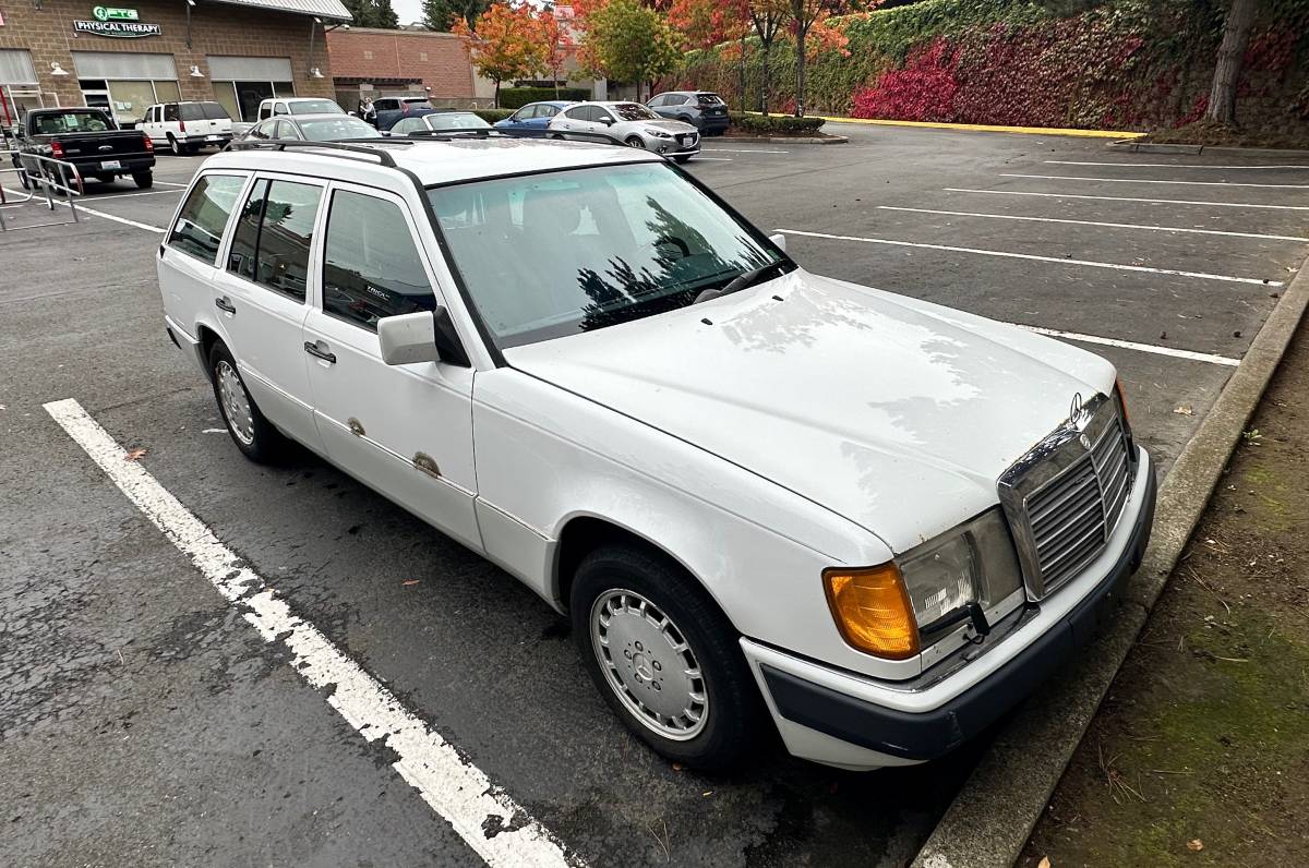 Mercedes-benz-300-te-1992-white-4