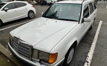 Mercedes-benz-300-te-1992-white-5