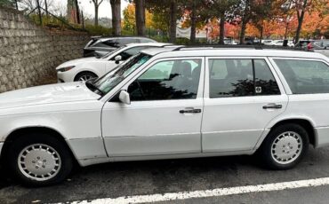 Mercedes-benz-300-te-1992-white-6